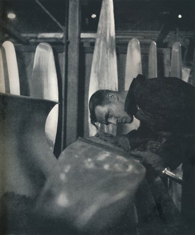 Měřící listy vrtule, 1941 od Cecil Beaton