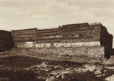 Mexiko: Ruiny Mitla, stát Oaxaca (černobílá fotografie) od Cecile Seler Sachs