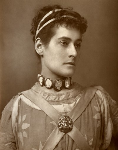 Myra Holme , britská herečka, 1884 od Charles A. Long