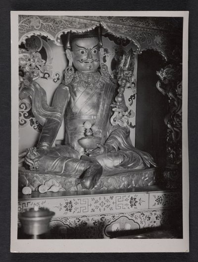 Drobný laický úředník ve slavnostním oděvu od Charles Alfred Bell