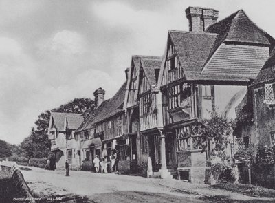Chiddingstone Village (černobílá fotografie) od Charles Essenhigh Corke