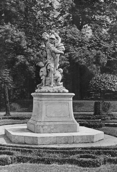 East Side of the South Garden (č/b foto) od Charles Latham