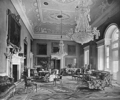 Saloon (černobílá fotografie) od Charles Latham
