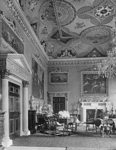 Saloon od Charles Latham