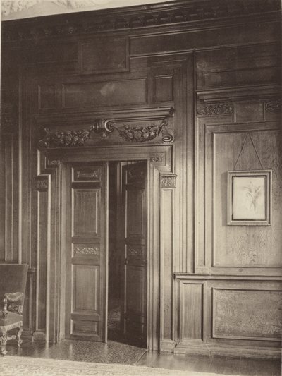 Thorpe Hall, Grantham, dveře a obložení v jídelně od Charles Latham
