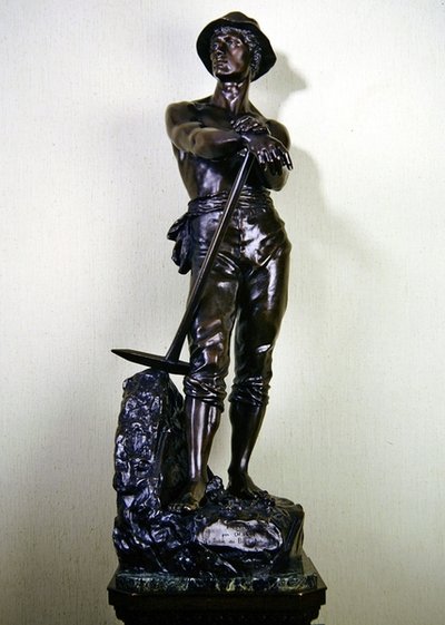 The Minor (bronz na mramorovém podstavci) od Charles Levy