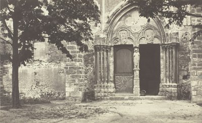 Kostel Villeneuve le Comte, Seine-et-Marne Kostel Villeneuve le Comte, Seine-et-Marne, 1862. od Charles Marville