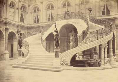 [Schodiště, interiér Hôtel de Ville] od Charles Marville