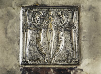 Basreliéf, detail výzdoby krbu, ložnice, Charles Rennie Mackintosh, Velká Británie, 20. století od Charles Rennie Mackintosh