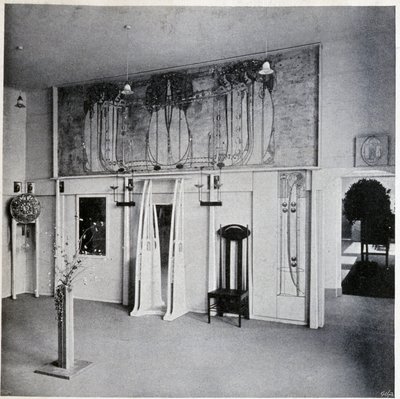 Vnitřní pohled na salon dekorativního umění ve Vídni, kolem roku 1900 (výzdoba a nábytek Charles Rennie a Margaret MacDonald Mackintosh) od Charles Rennie Mackintosh