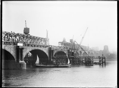 Demolice mostu Waterloo, City of Westminster, Greater London Authority, 1936. od Charles William Prickett