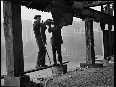 Demolice mostu Waterloo, Lambeth, Greater London Authority, 1936. od Charles William Prickett