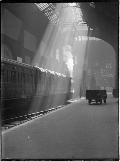 Liverpool Street Station, Liverpool Street, City of London, Greater London Authority, c1932. od Charles William Prickett