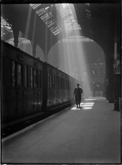 Liverpool Street Station, Liverpool Street, City of London, Greater London Authority, c1932. od Charles William Prickett
