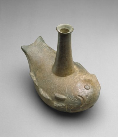 Rybí nádoba, 450-200 př.nl (vyřezávaná kamenina) od Chavin Chavin