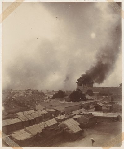 Velký požár u hlavní brány Pekingu, 1900 od Chinese Photographer