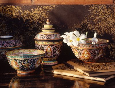 Bencharong pottery (keramika) od Chinese School