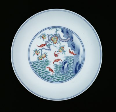 Porcelánový talíř malovaný podglazurní modří a ducai emaily, 1723-1735 (porcelán) od Chinese School