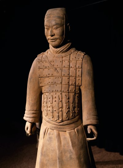 Terakotový válečník, mauzoleum císaře Qin Shi Huang, 3. století př. n. l. (foto) od Chinese School