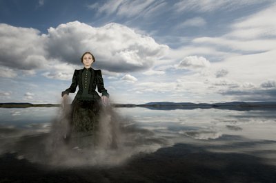 Éterická žena – Klidná voda od Christine von Diepenbroek