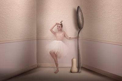 Obří lžíce – balerína od Christine von Diepenbroek