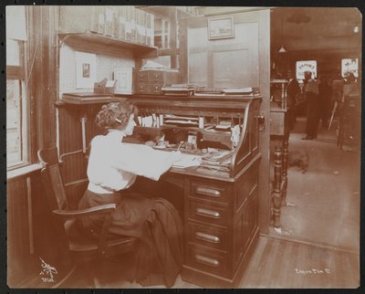 Empire Film Co, New York od Company Byron