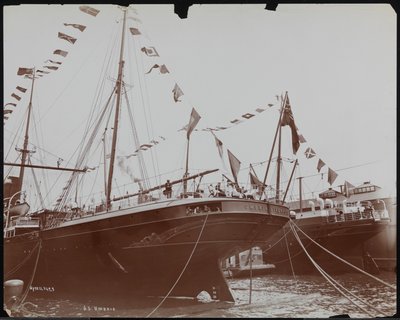 S.S. "Umbria" v doku, cca 1897 (černobílá fotografie) od Company Byron