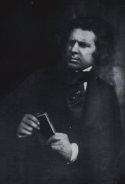 D O Hill, pořízený jeho chemickým asistentem Robertem Adamsonem od David Octavius Hill