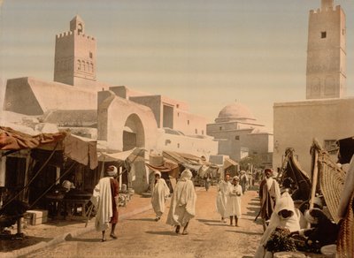 Mešita v Principal Street, Kairwan, Tunisko, kolem roku 1899 (fotomechanický tisk) od Detroit Photographic Co.
