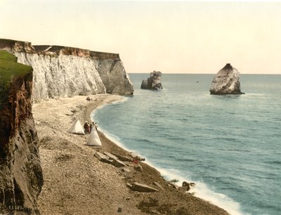 Sladkovodní Bay Arch a Stag Rocks, Isle of Wight, Anglie, c.1900 od Detroit Publishing Co.
