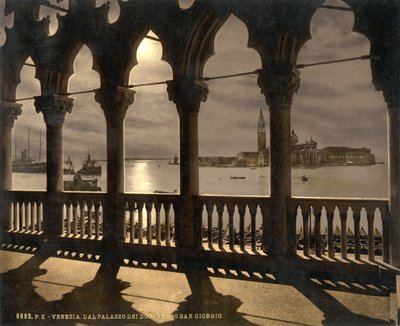 San Georgio z Dóžecího paláce za svitu měsíce, Benátky, Itálie, asi 1890-1900 (fotochrom) od Detroit Publishing Co.