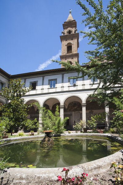 Architektura: pohled na ambitu mrtvých od Domenico Baglioni