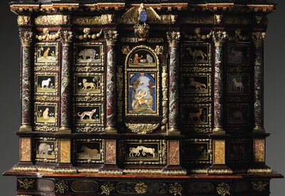 Skříň na stojanu Ludvíka XIV. (pozlacený bronz, pietra dura, želvovina, jasan, ebonizované a pozlacené) (viz také 1766355-6) od Domenico and Gobelins workshop (attr. to) Cucci