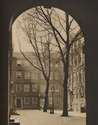 Vize časného jara v chrámu, c1935. od Donald McLeish