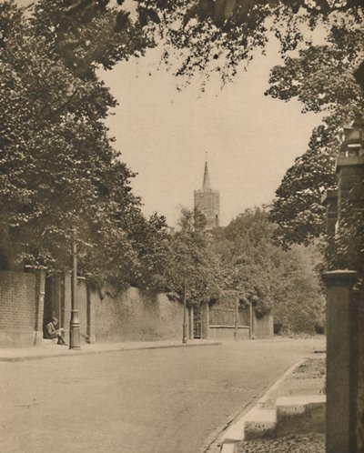 Hampstead Church z Mezi listnatými stěnami Frognal Lane, c1935. od Donald McLeish