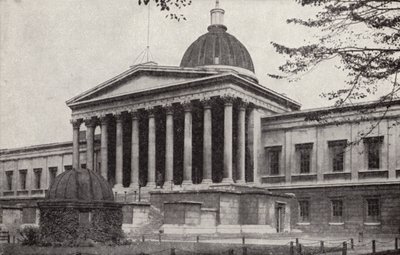 University College, Gower Street, Bloomsbury, Londýn (černobílá fotografie) od Donald McLeish