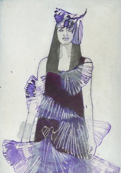 Elegantní fialová móda od Doris Schmitz