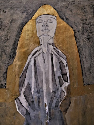 Zlatá meditační soška od Doris Schmitz