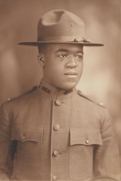 Fotografický portrét poručíka Charlese J. Blackwooda, 1914-1918. od Duce and McClymonds