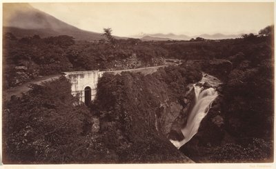 Vodopády Michatoya--Palin, Guatemala od Eadweard Muybridge