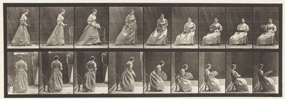 Talíř 240. Sezení a flirtování fanouška od Eadweard Muybridge
