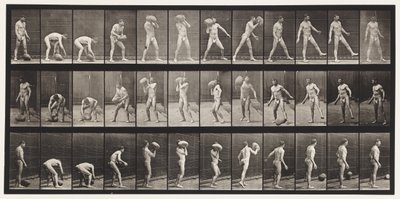 Talíř 317. Zvedání 70-lb skály od Eadweard Muybridge