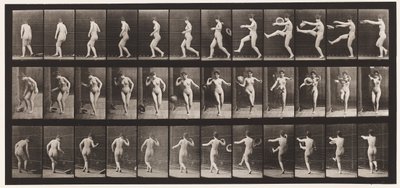 Talíř 367. Kicking A Hat, 1872-1885 od Eadweard Muybridge