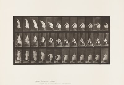 Talíř 423. Záchod; Obouvání bot a vstávání ze židle od Eadweard Muybridge