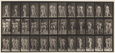 Talíř 54. Chůze, dva modely/jeden flirtování Ventilátor, paže v paži od Eadweard Muybridge