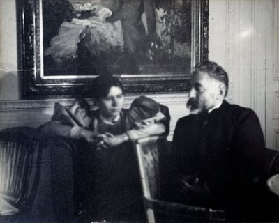 Portrét spisovatele Stephana Mallarmeho (1842-1898) a Paule Gobillarda, neteře od Berthe Morisot”” Fotografie Edgara Degase (1834-1917) 1896 Sun. 0,29x0,37 m Paříž, musee d