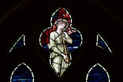 Wilden, All Saints, Morris & Co., Edward Burne-Jones, John Henry Dearle (1859-1932), Tracery Angel, Angel Musicians, 1902-1914, Louisa, Alfred, The Baldwins, předseda vlády, metodista, Worcestershire, od Edward Coley and Dearle Burne Jones