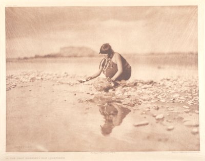 V šedém ránu, San Ildefonso od Edward S. Curtis
