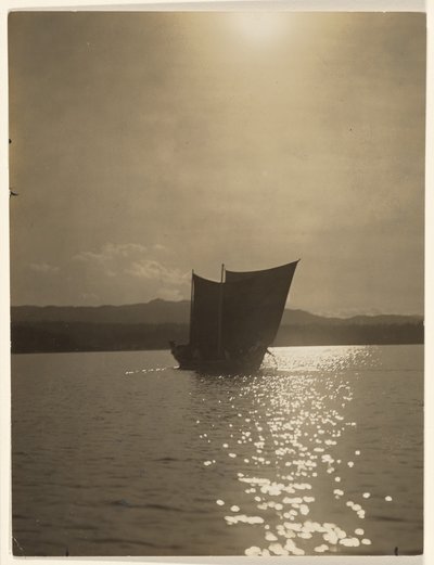 [V šedivém světle úsvitu se yakluskí válečníci odvrátili] od Edward S. Curtis