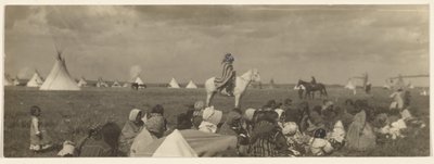 [The Crier - Piegan]. od Edward S. Curtis